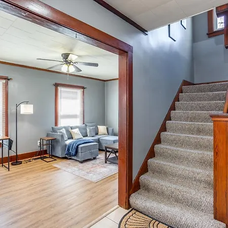 Spacious Home With In-Unit Laundry, Parking, 1Gb Wifi, & Patio Deck Rochester Exterior photo