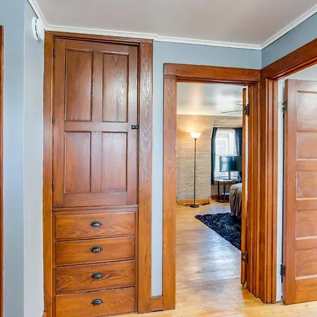 Spacious Home With In-Unit Laundry, Parking, 1Gb Wifi, & Patio Deck Rochester Exterior photo